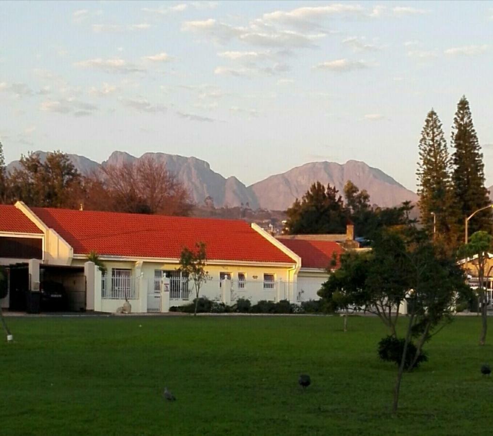 The Greens Apartment Somerset West Exterior foto